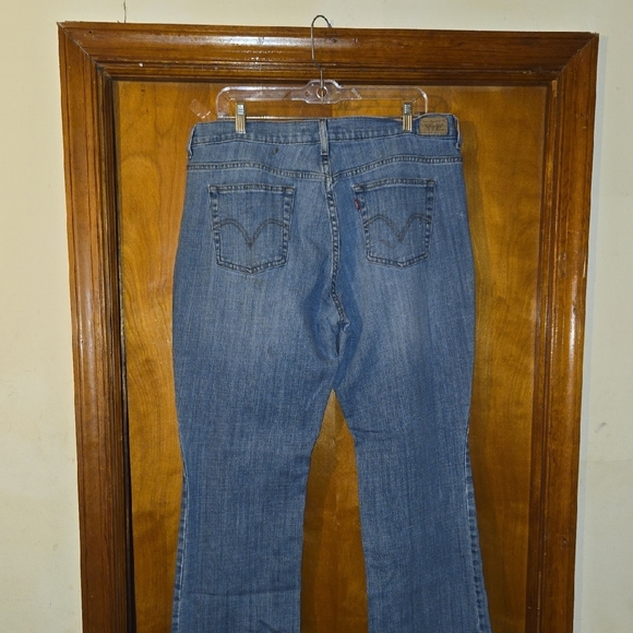 Distresses Levi's Women's Boot Cut Jeans 515 Size 16 Long - Picture 4 of 7